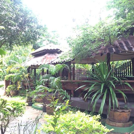 The Local Mae Hong Son Apartment Exterior foto