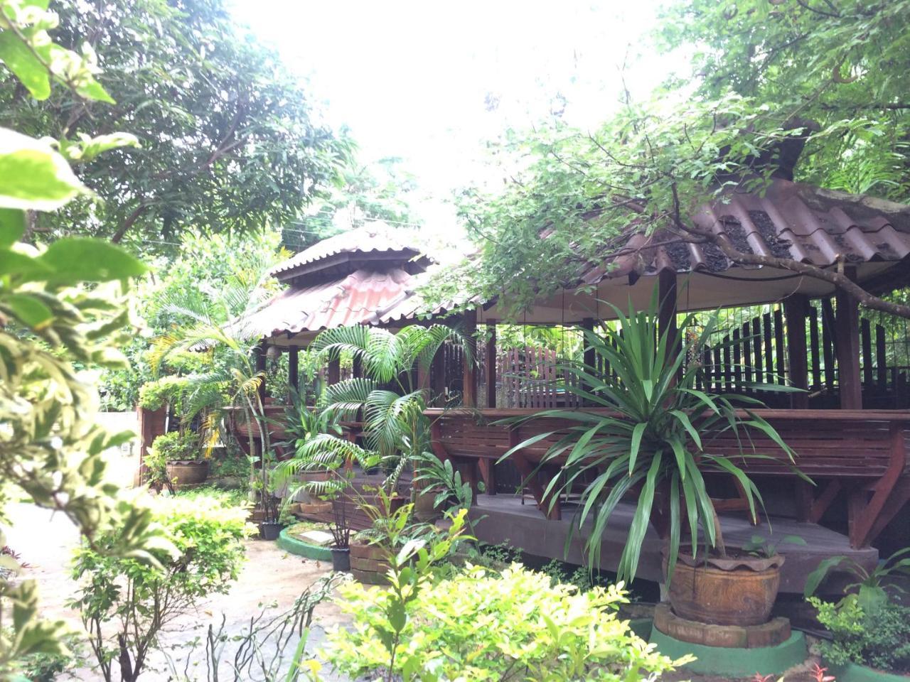 The Local Mae Hong Son Apartment Exterior foto