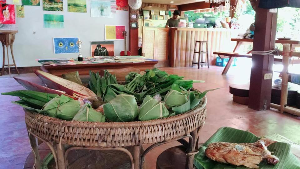 The Local Mae Hong Son Apartment Exterior foto