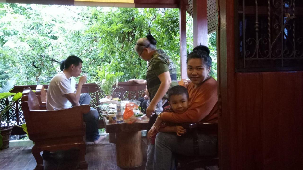 The Local Mae Hong Son Apartment Exterior foto