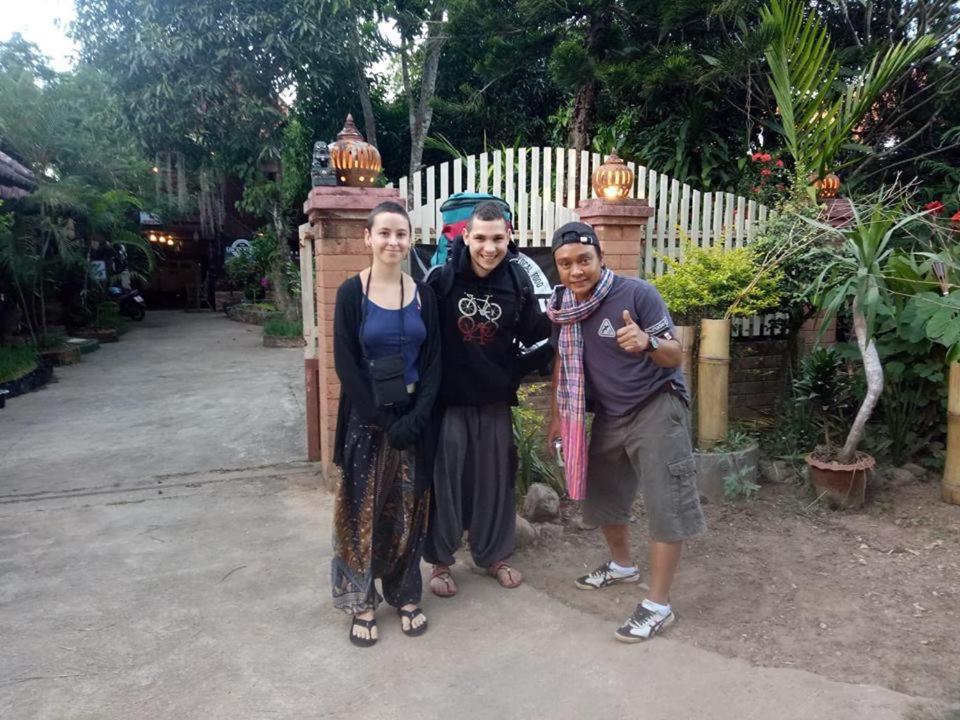 The Local Mae Hong Son Apartment Exterior foto
